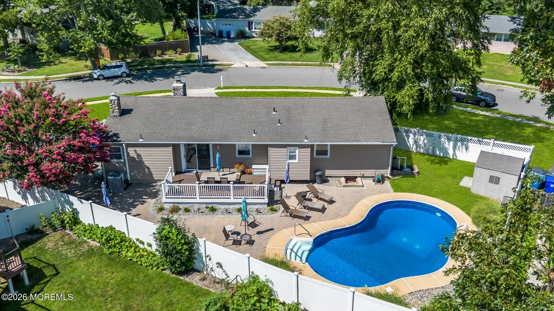 Photo of 421 Leanora Street