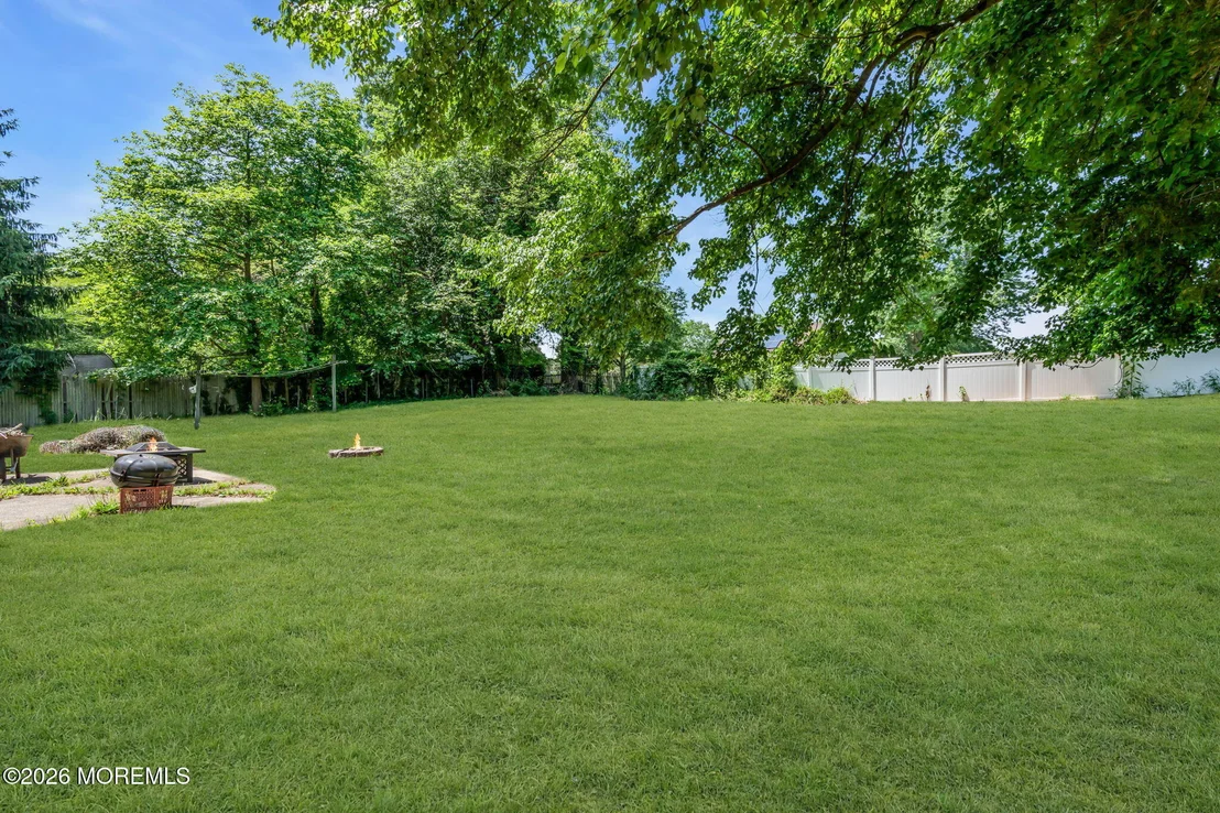 Photo of 100 Susan Drive