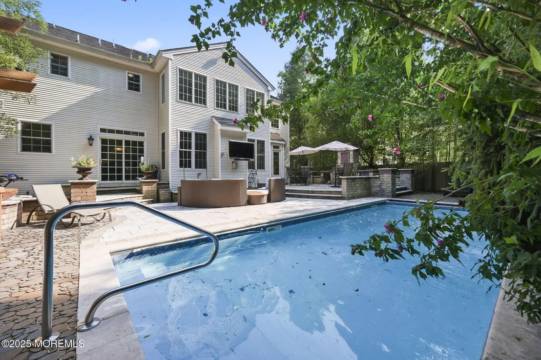 Photo of 7 Trumbull Court