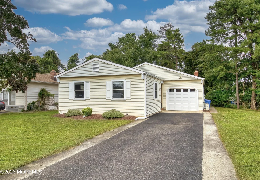 Photo of 18 Maison Way
