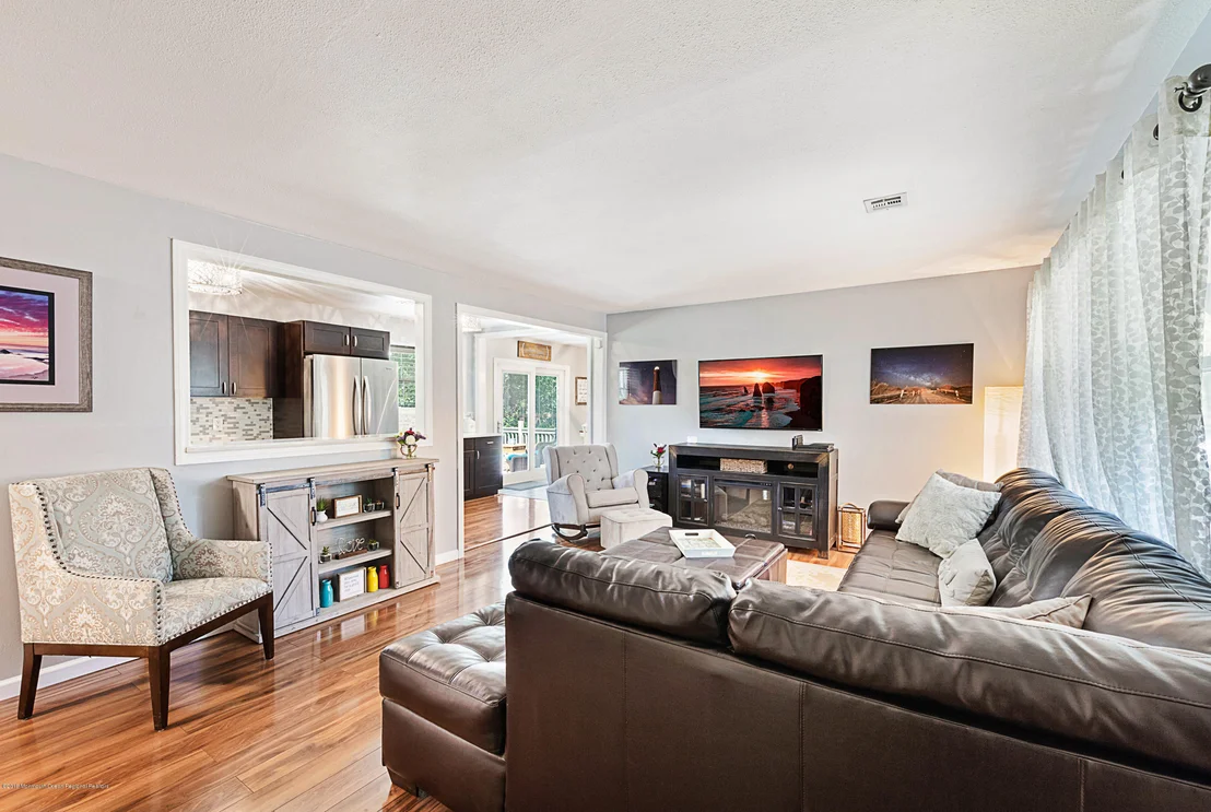 Photo of 612 Midstreams Road
