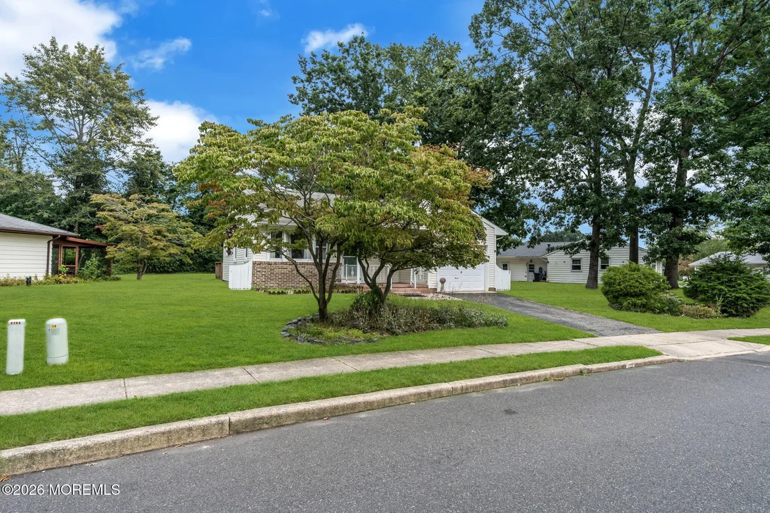 Photo of 75 Columbine Circle