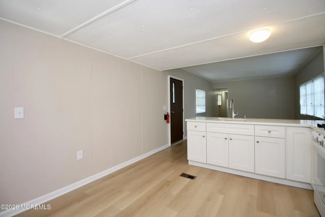 Photo of 406 Roberts Road