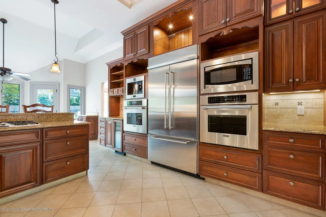 Photo of 9 S Tamarack Drive