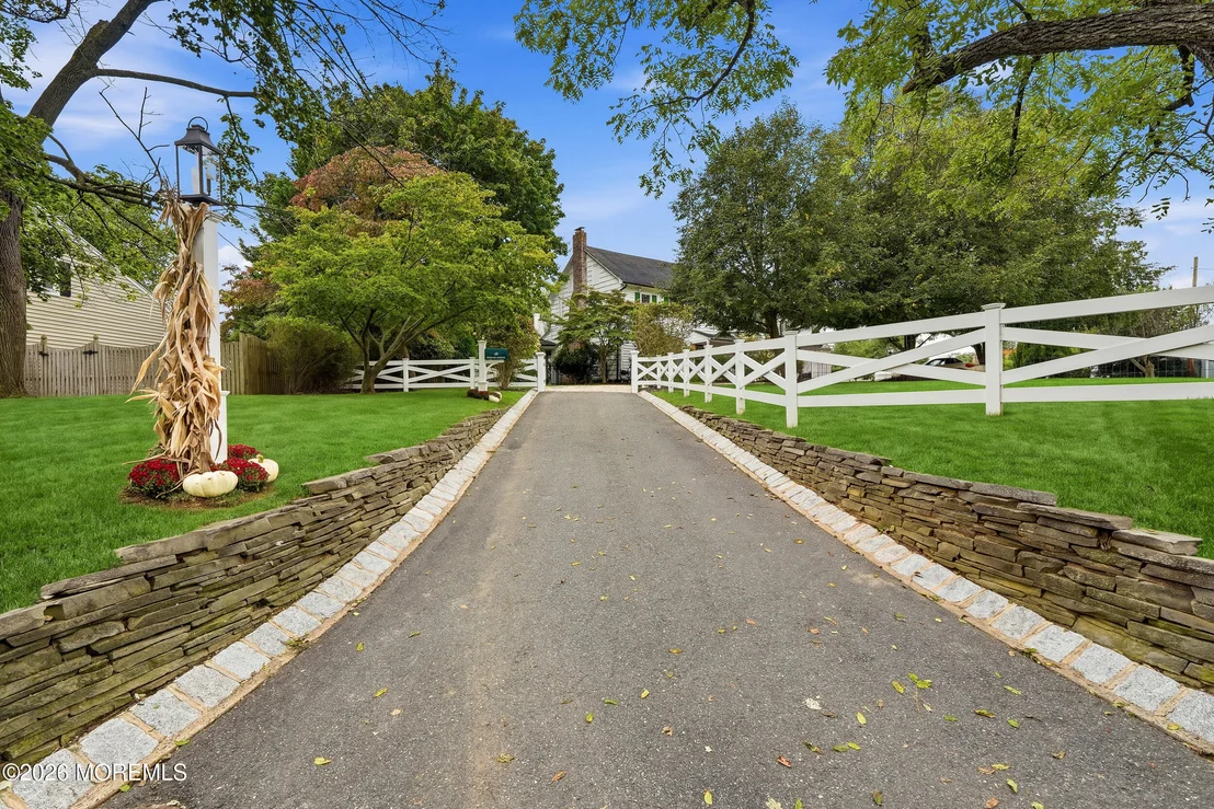 Photo of 48 Hedge Drive