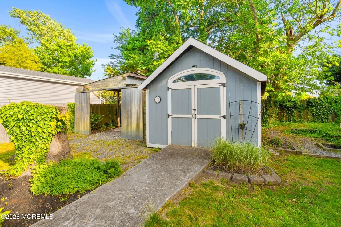 Photo of 142 Otis Avenue