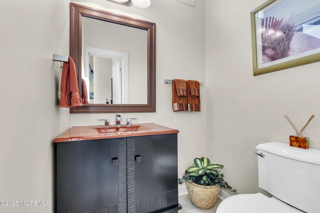 Photo of 635 Winding River Road