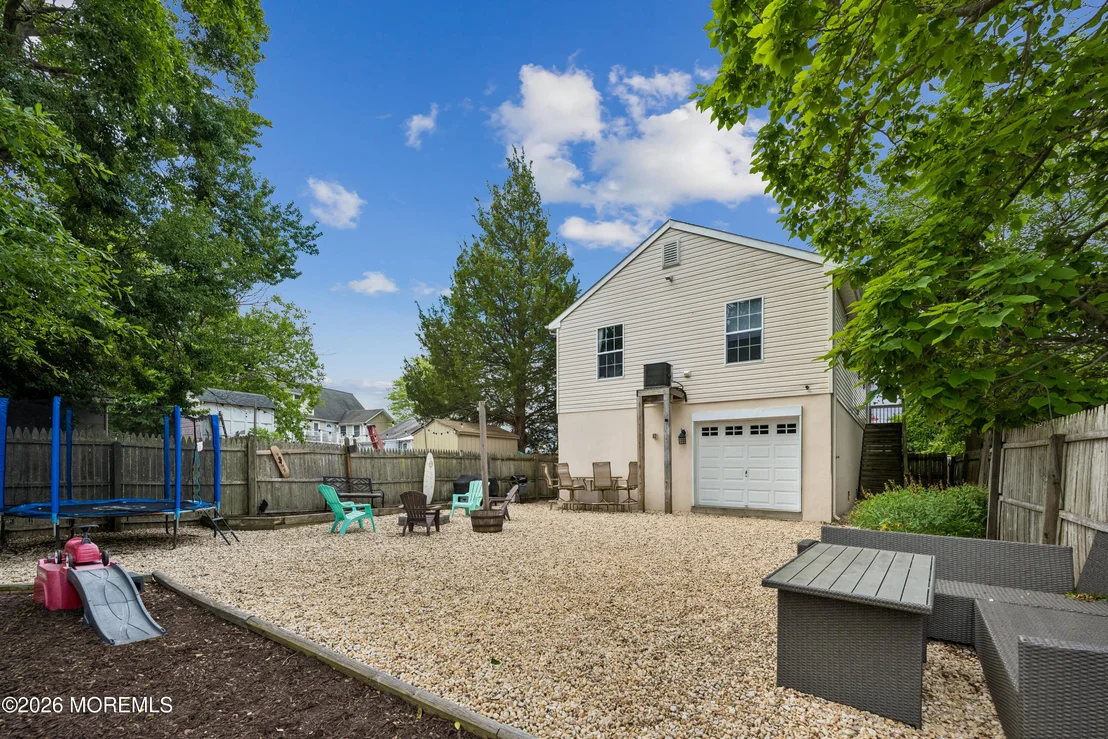 Photo of 131 Bayview Drive