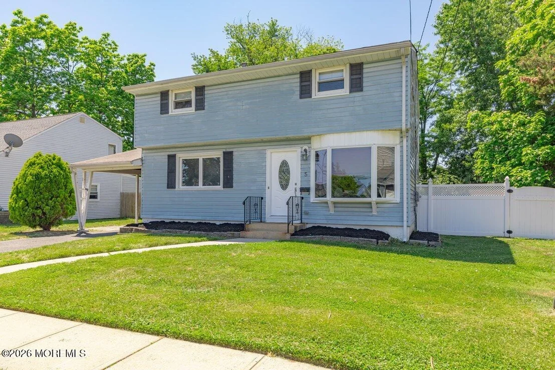 Photo of 5 Scholer Drive