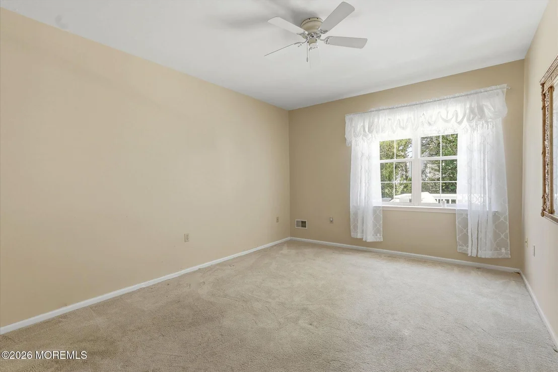 Photo of 23 Jumping Brook Lane