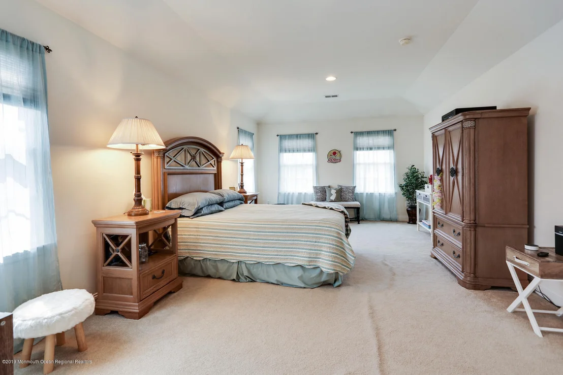 Photo of 122 Adams Way