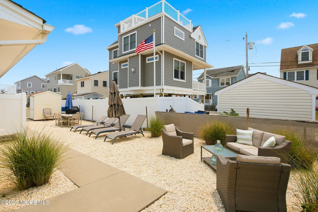 Photo of 265 Ocean Bay Boulevard