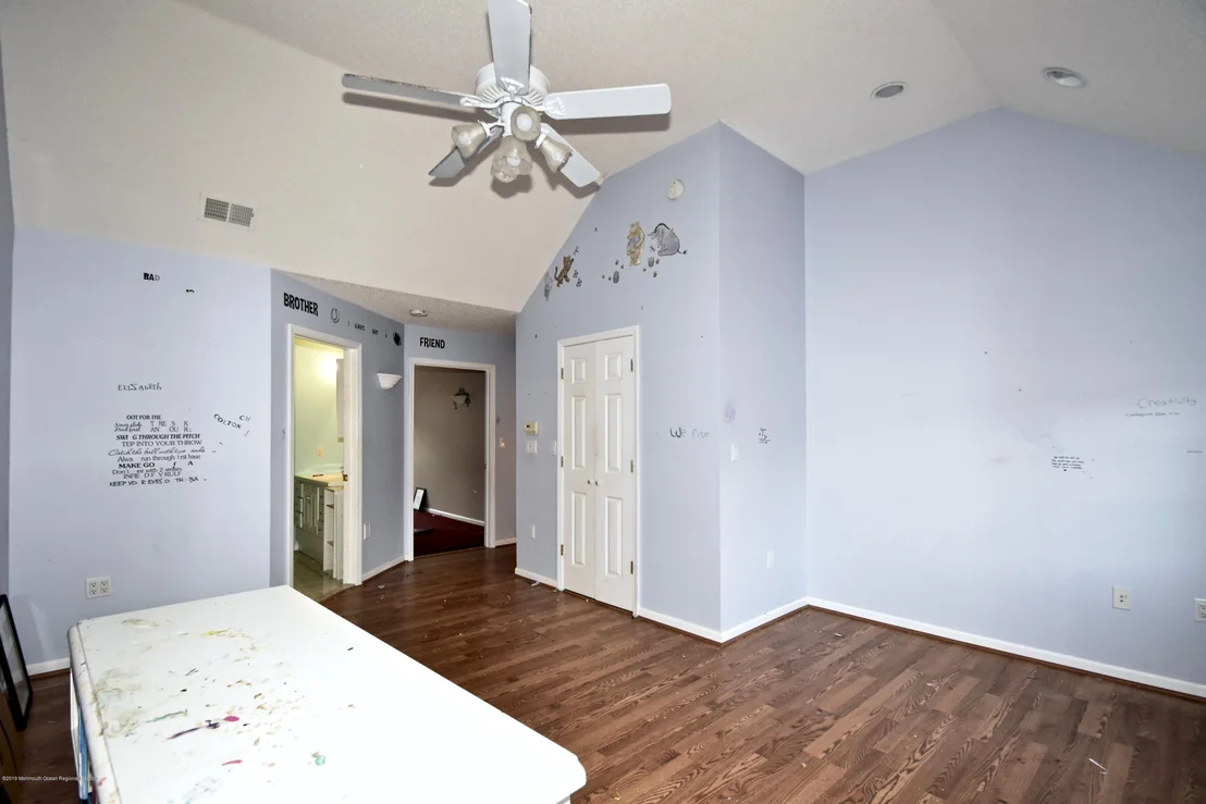 Photo of 1671 Joffre Road