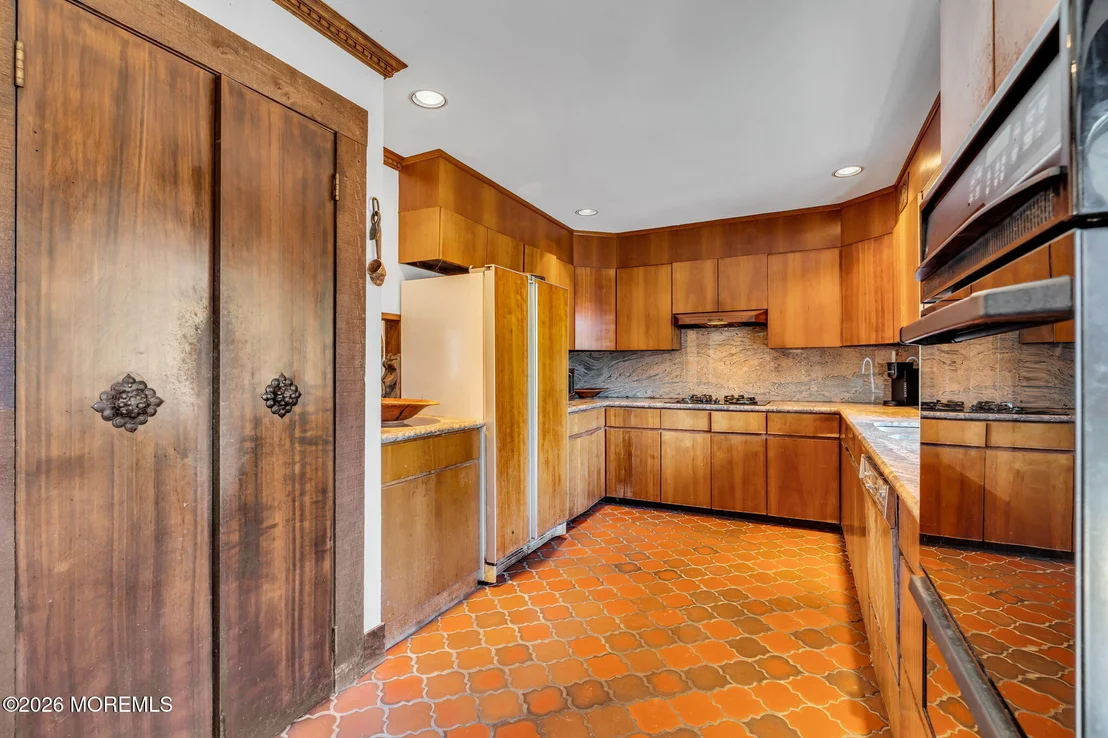 Photo of 6 Surrey Lane