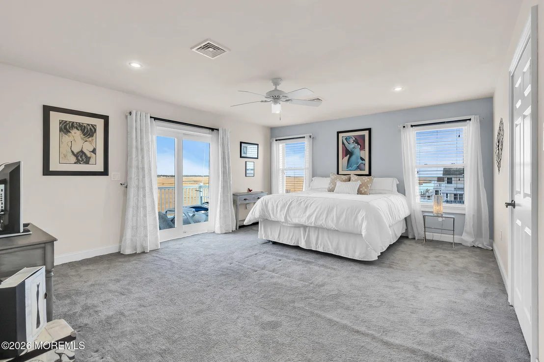 Photo of 385 Kingfisher Road