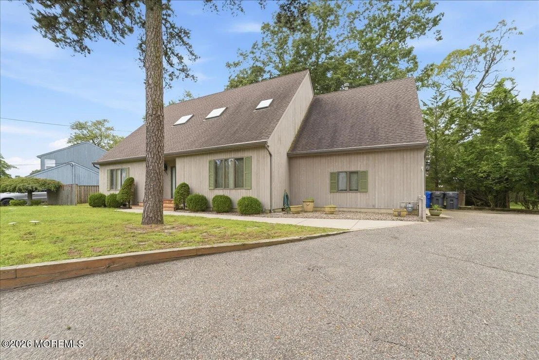 Photo of 483 Drum Point Road