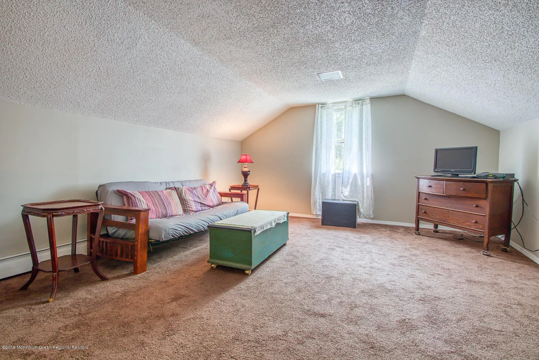 Photo of 1510 Valley Drive
