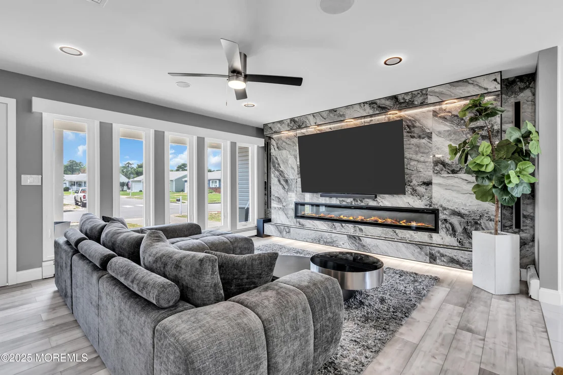 Photo of 16 Whitmore Drive