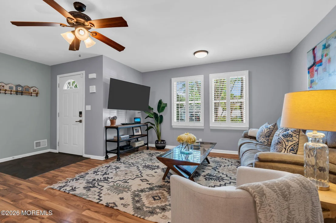 Photo of 9 Sycamore Lane
