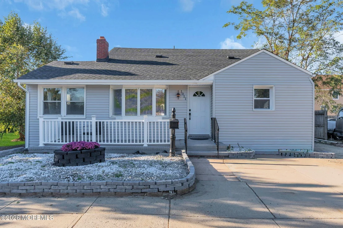Photo of 1011 Florence Avenue