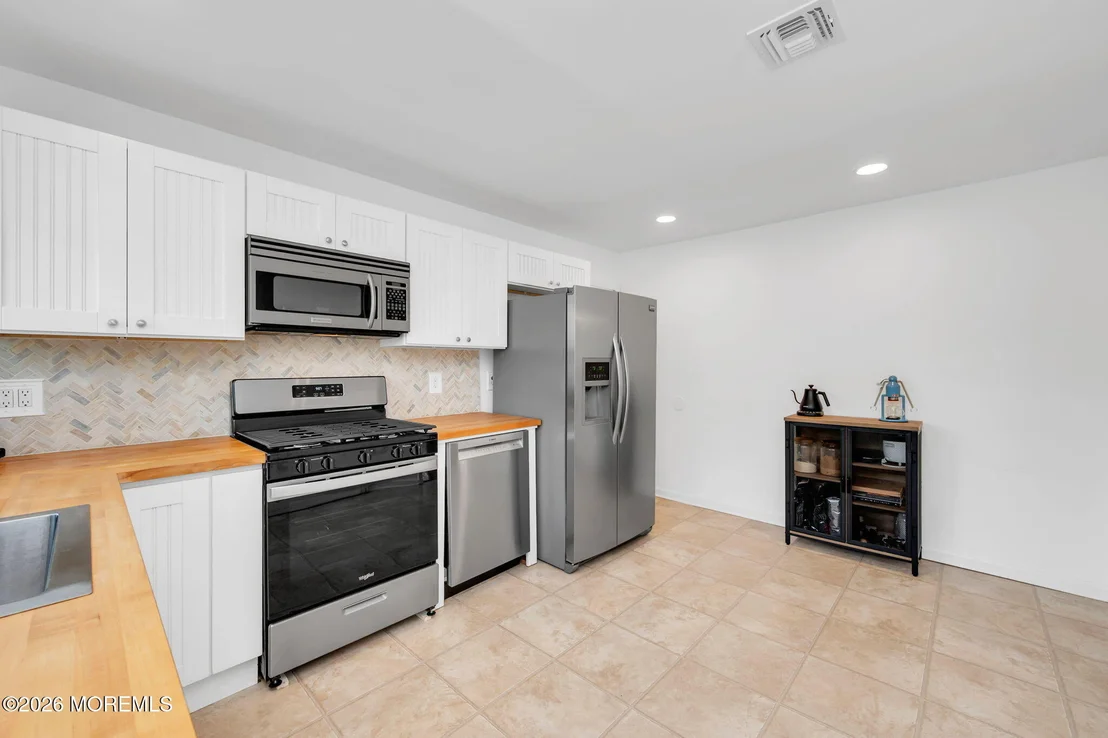 Photo of 150 5th Avenue