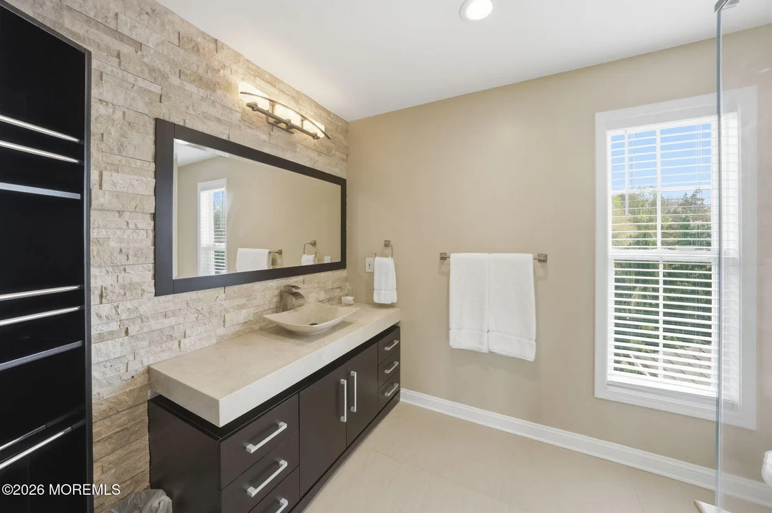 Photo of 295 Frank Applegate Road