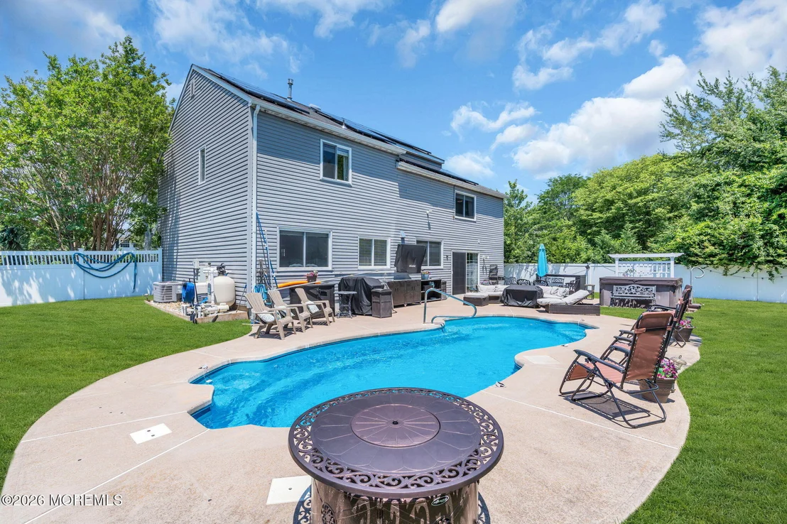 Photo of 1083 Cavan Drive
