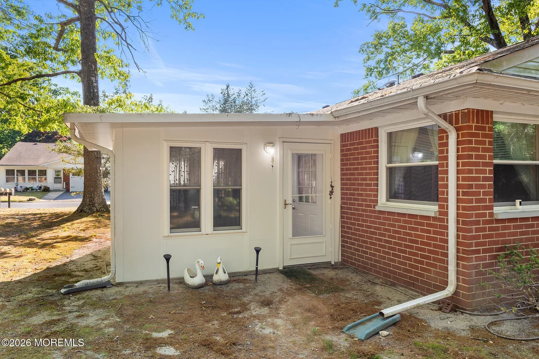 Photo of Unit B at 7 Crocus Lane