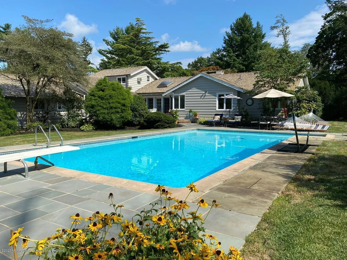Photo of 548 Ridge Road Road