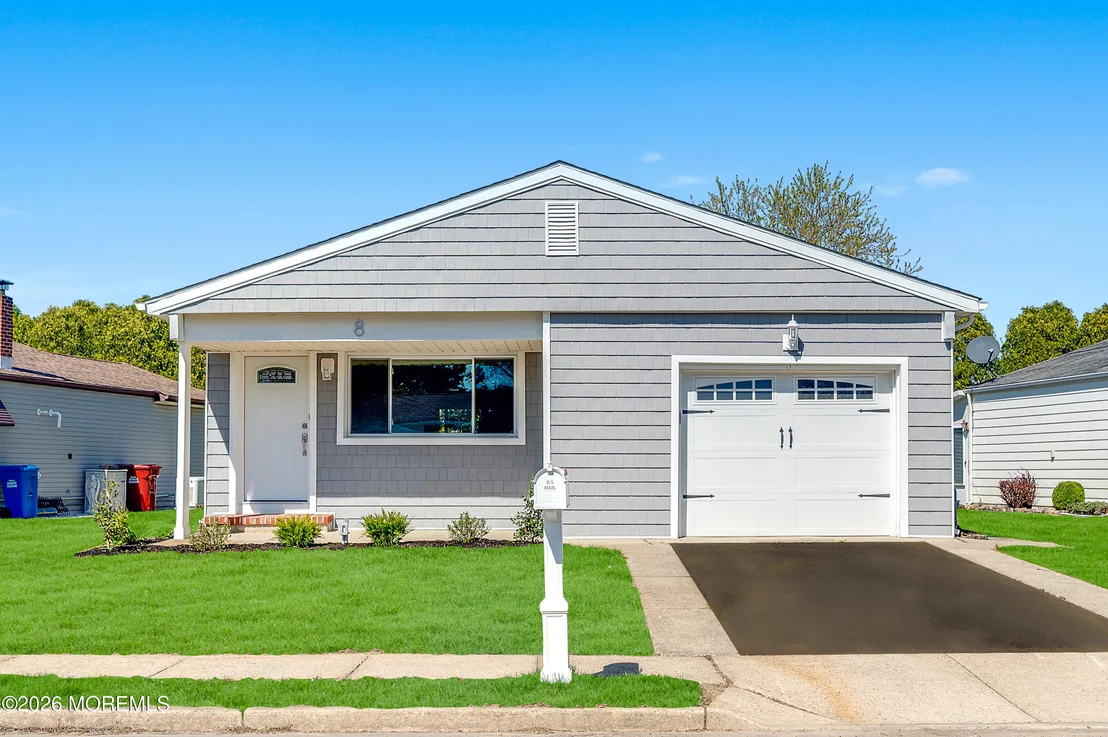 Photo of 8 La Terraza Drive