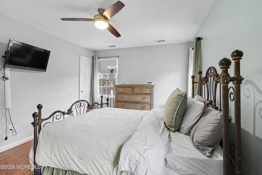 Photo of 502 Yew Drive