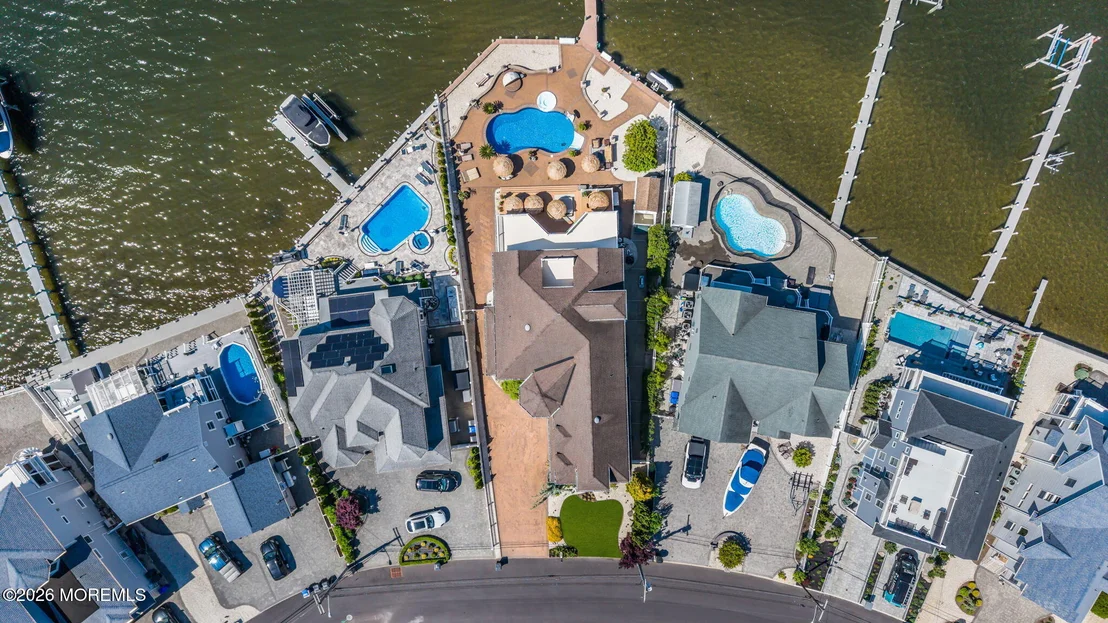 Photo of 531 Bayview Drive