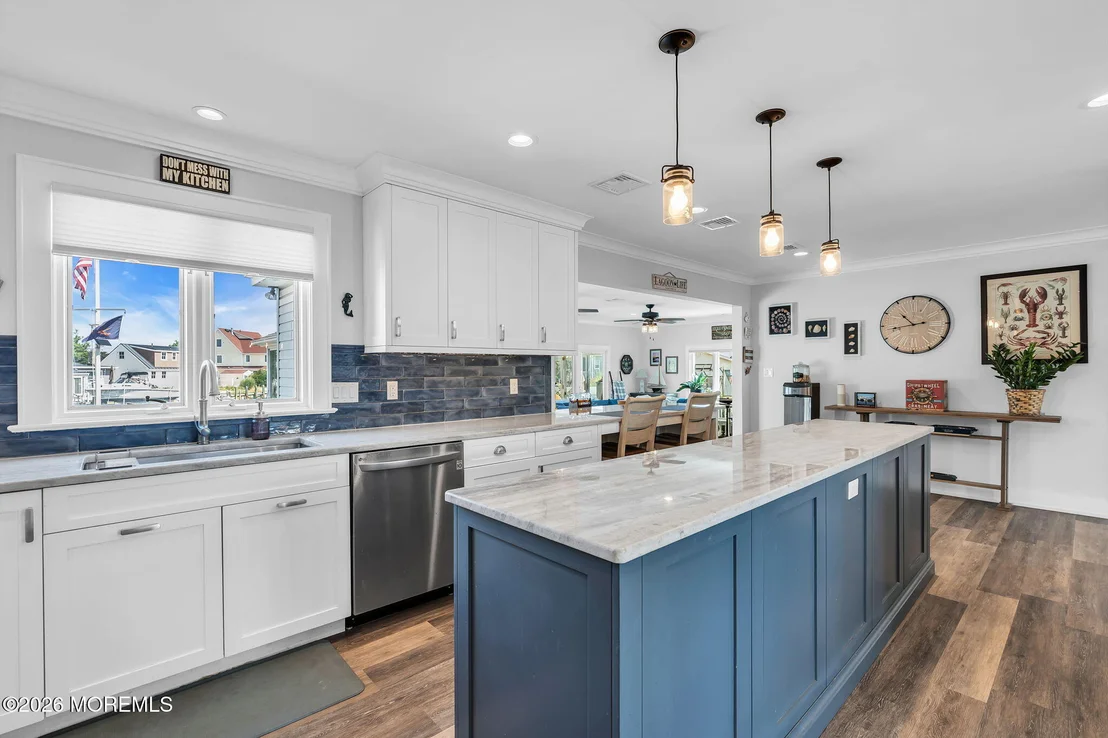 Photo of 237 Bay Shore Drive
