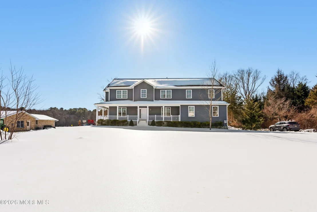 Photo of 140 Locust Avenue