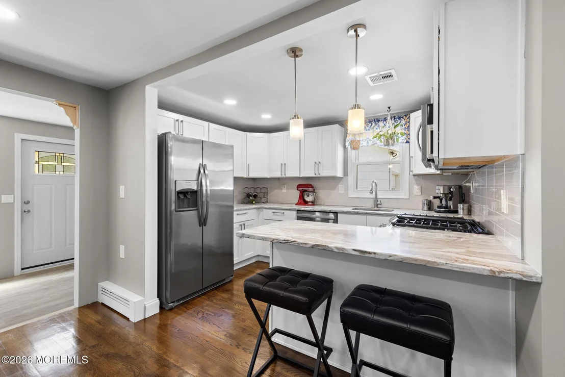 Photo of 337 Enterprise Drive
