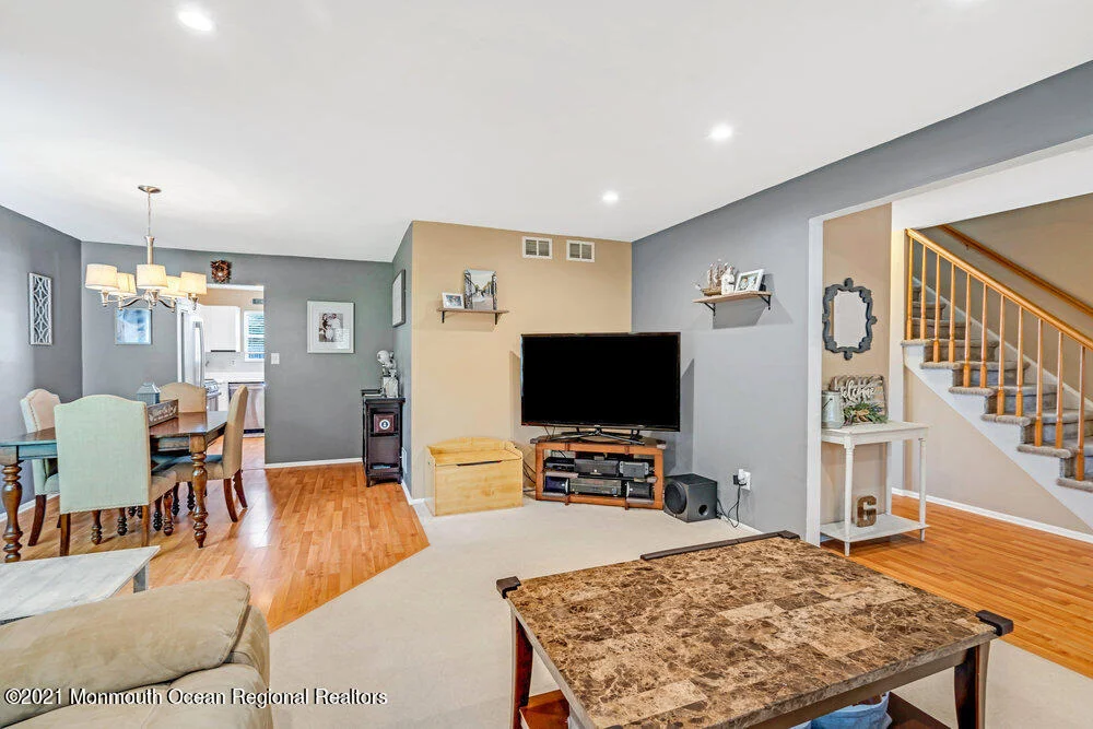 Photo of 159 Kentucky Way