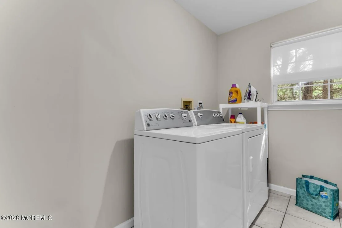 Photo of 383 Meadowood Road