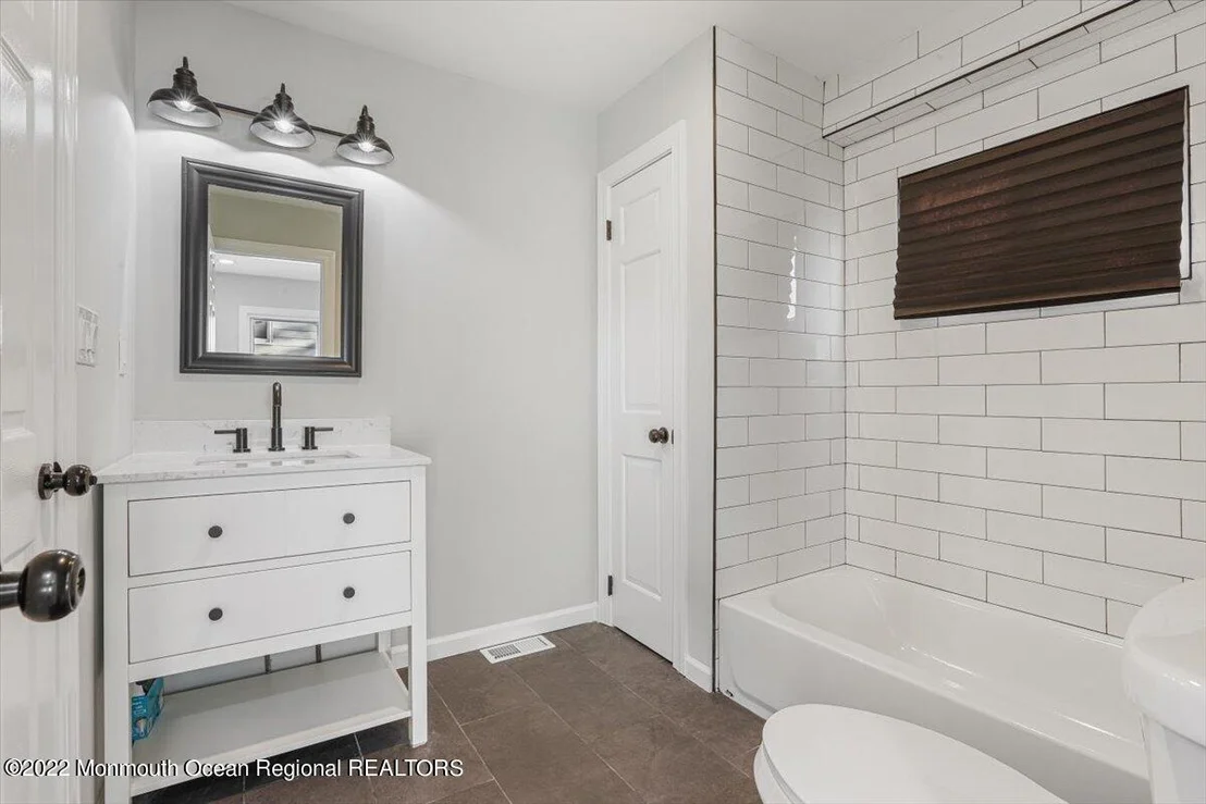 Photo of 104 Longfellow Drive