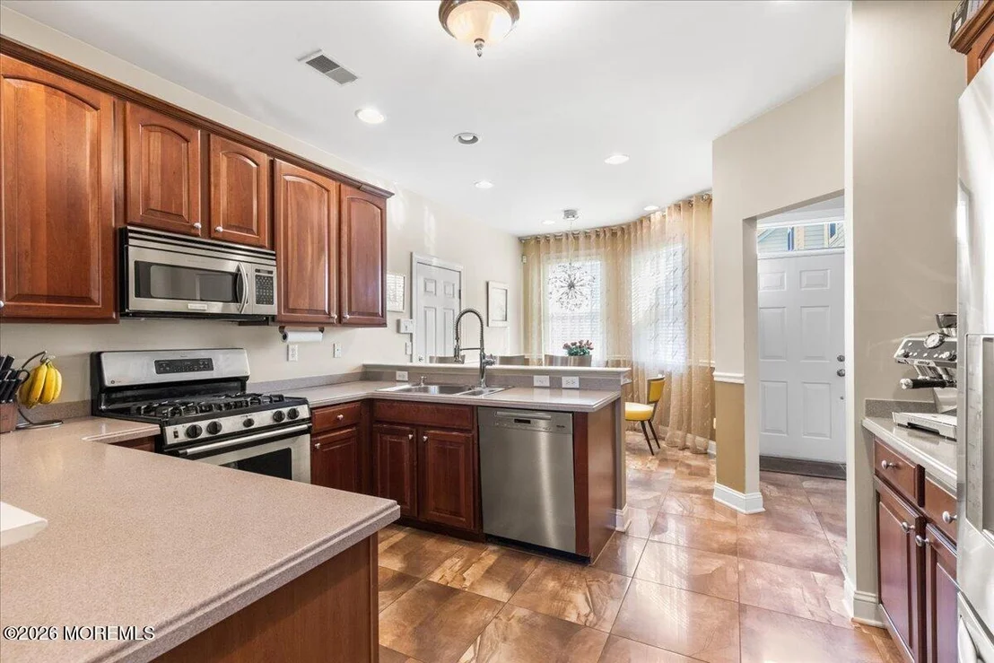 Photo of 170 Shinnecock Drive