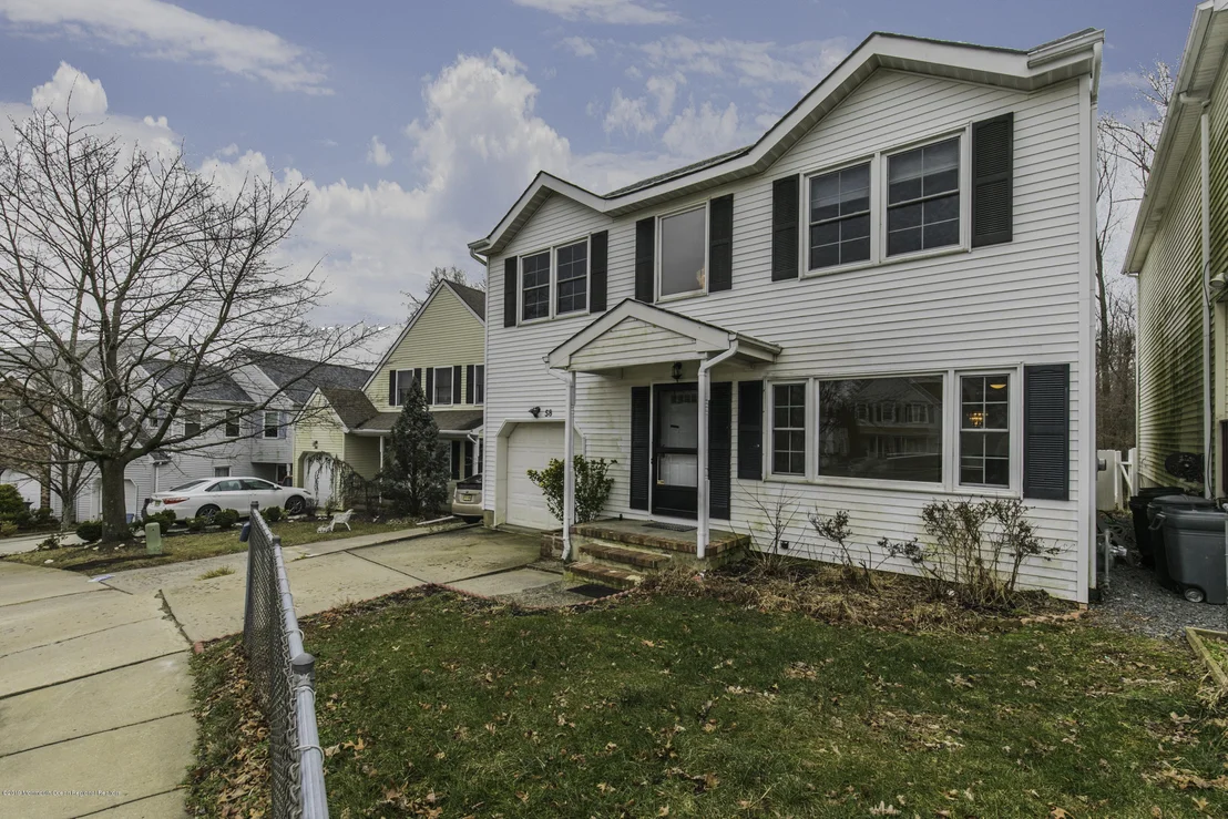 Photo of 58 Oak Knoll Drive