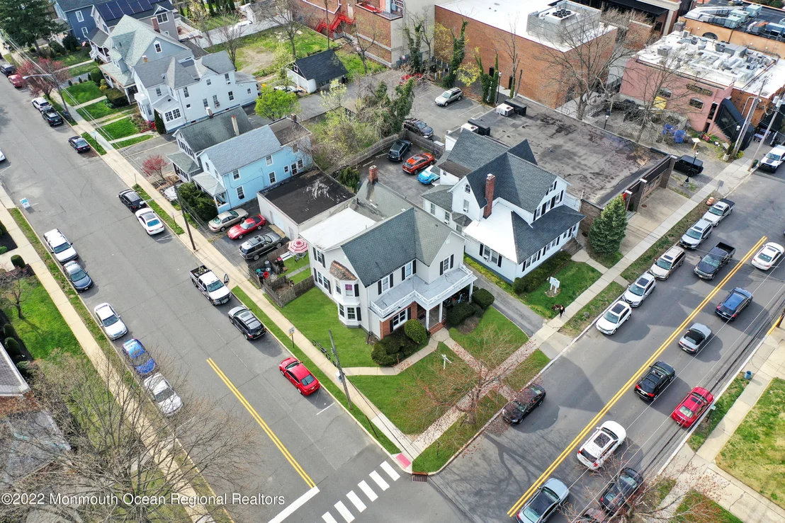 Photo of 68 Maple Avenue