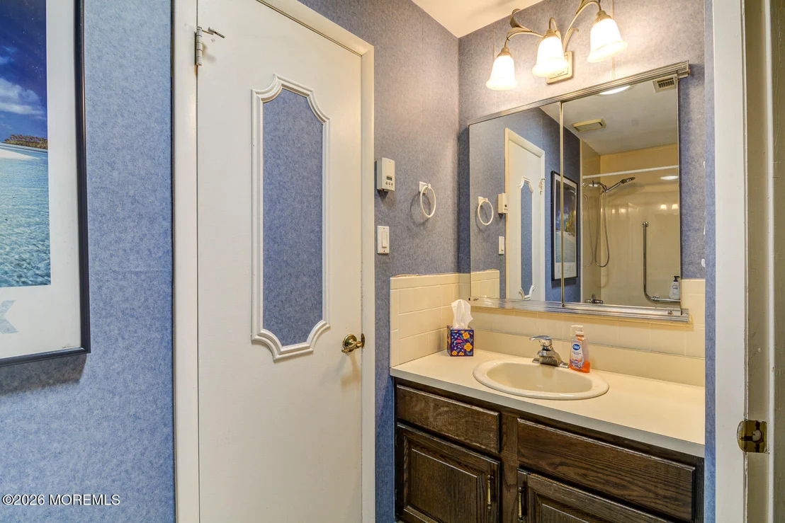 Photo of 71 Meadowbrook Road