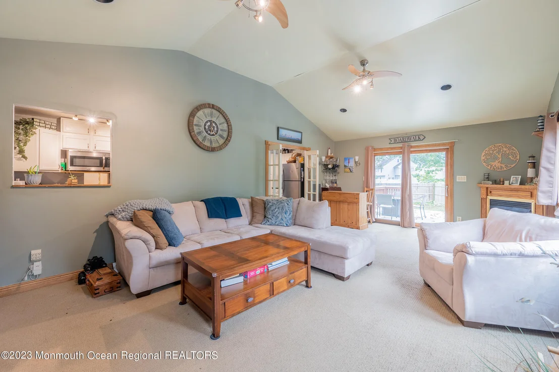 Photo of 1147 Overlook Drive