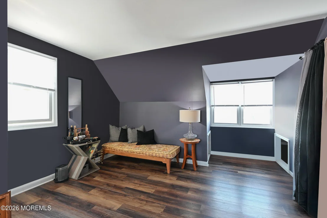 Photo of 12 Thompson Avenue