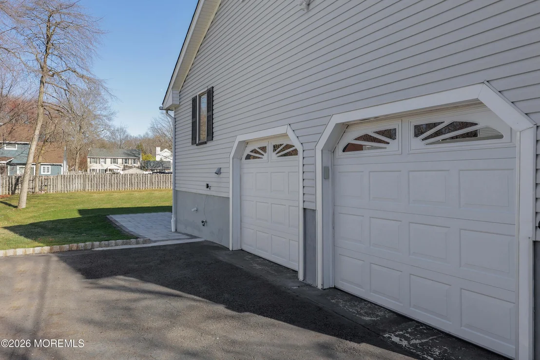 Photo of 463 Cottrell Road