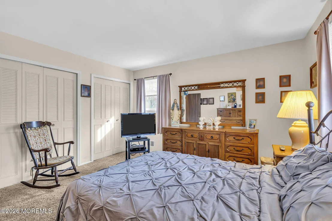 Photo of 307 Clearstream Road