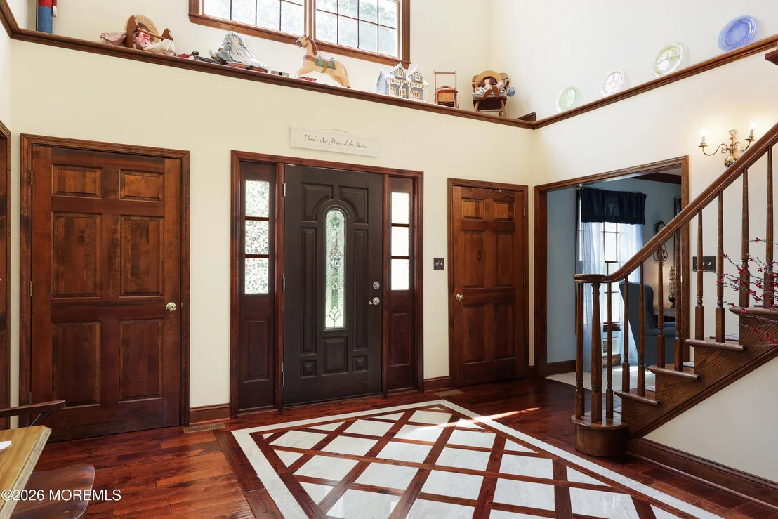 Photo of 1908 Shadowbrook Drive