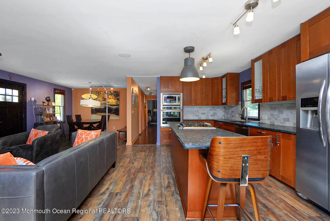 Photo of 175 Delaware Avenue