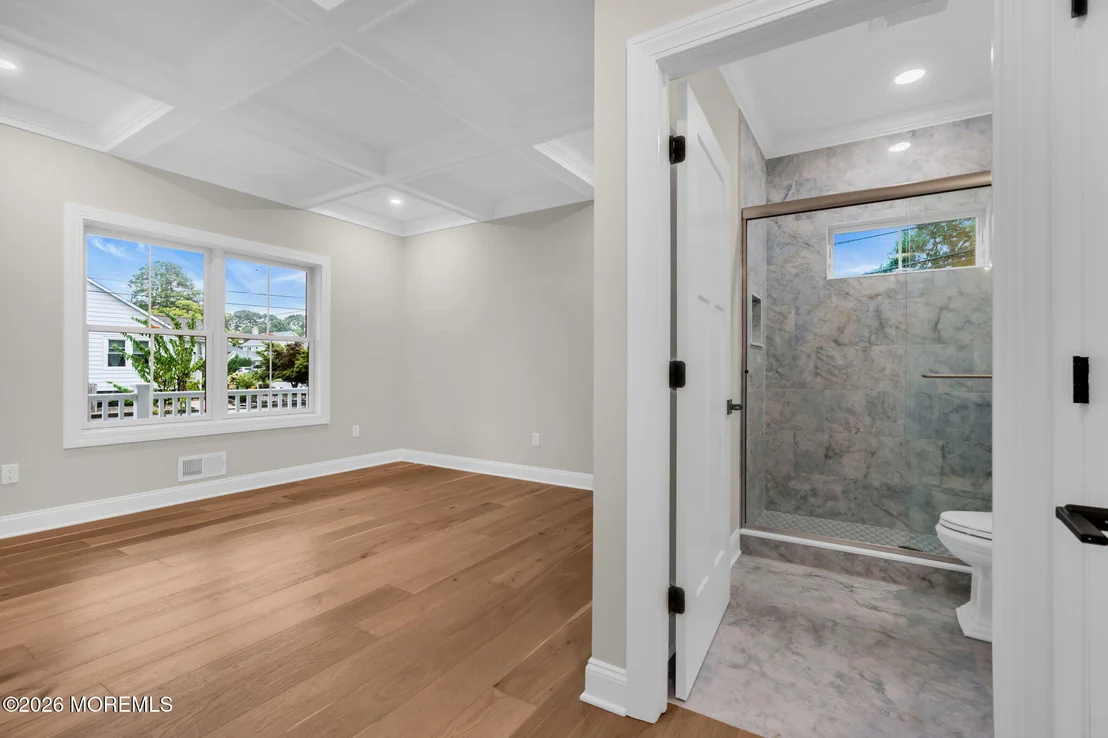Photo of 1237 Benedict Street