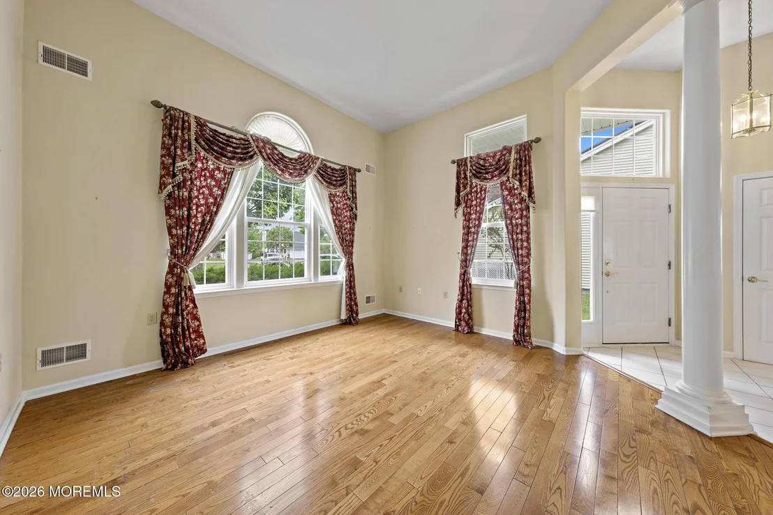 Photo of 6 Rapids Court